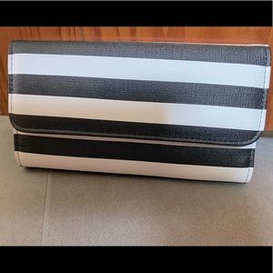 Kut from the Kloth Wallet